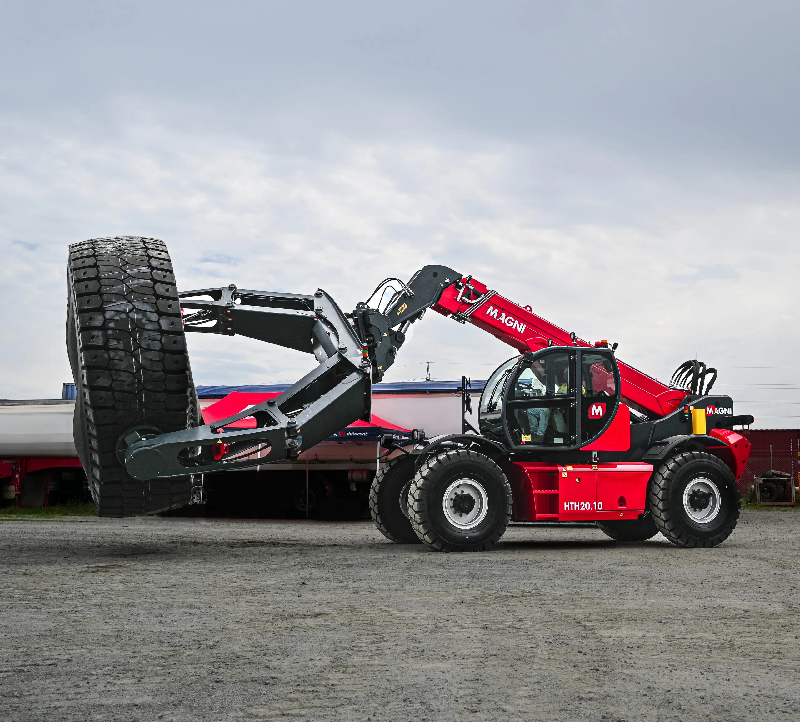 14m Telehandler